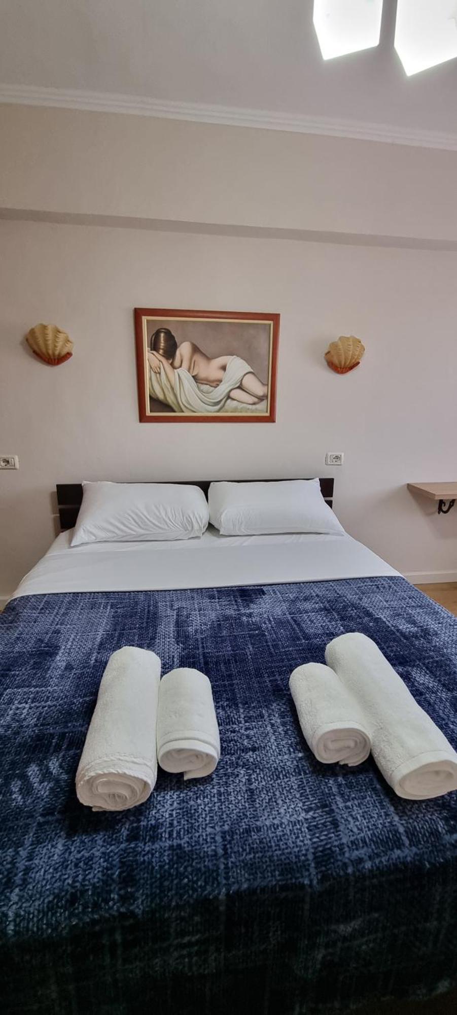 Liam'S Apartment Durres Exterior photo
